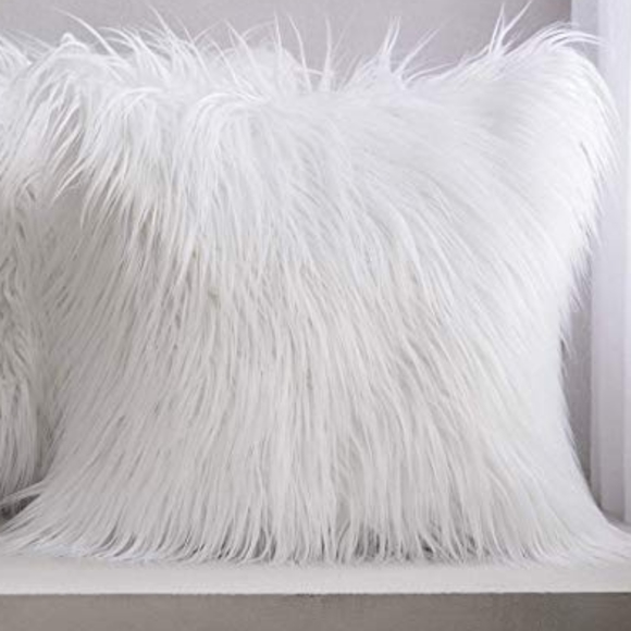 white fuzzy pillow